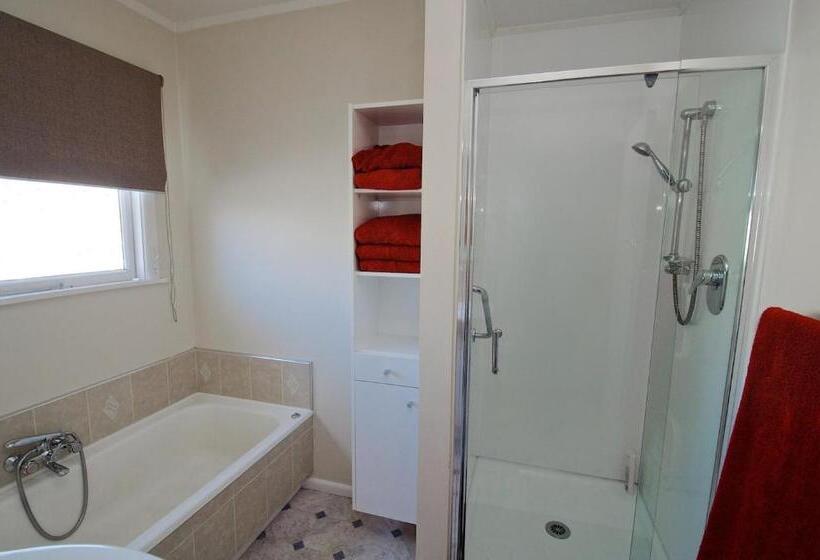 3间卧室的房子, Asure Scenic Route Motor Lodge