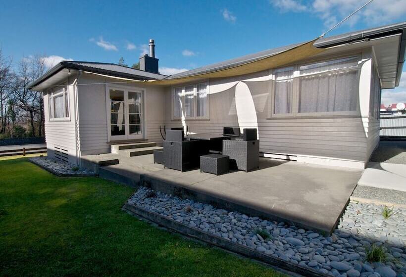 3间卧室的房子, Asure Scenic Route Motor Lodge