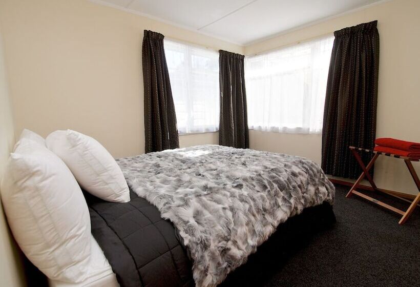 3间卧室的房子, Asure Scenic Route Motor Lodge