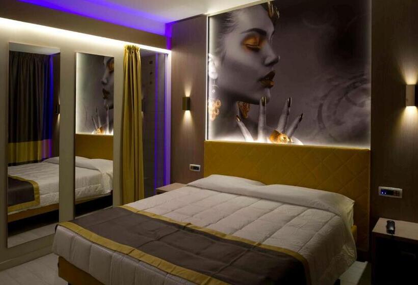 Номер Стандарт, Camelia