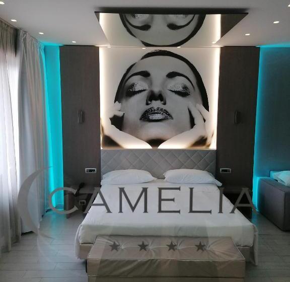 Полулюкс, Camelia