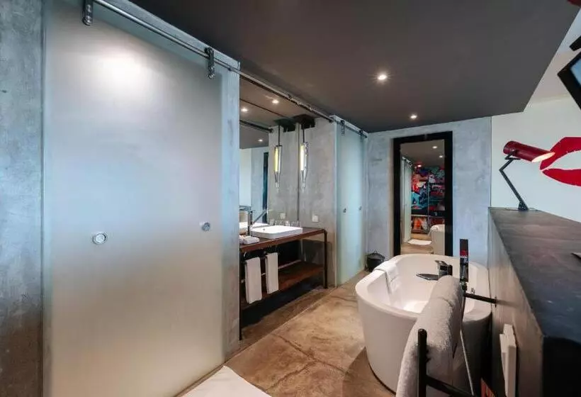 اتاق لوکس با چشمانداز استخر, Viva Dash Hotel Seminyak