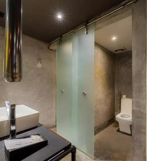 استودیوی استاندارد, Viva Dash Hotel Seminyak