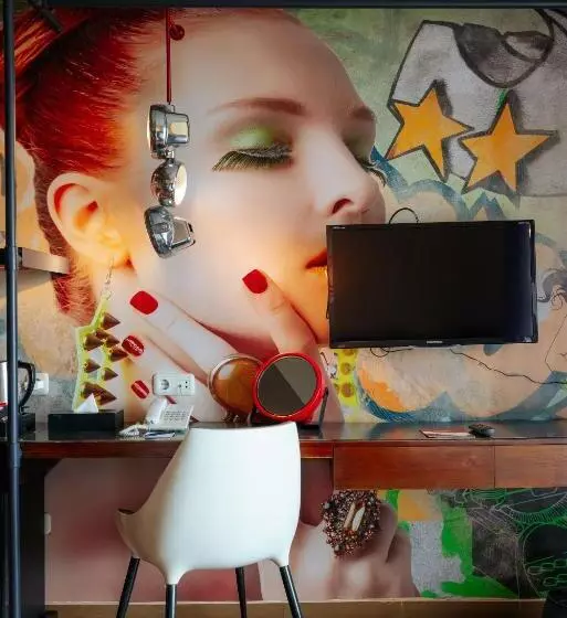 اتاق لوکس با چشمانداز شهر, Viva Dash Hotel Seminyak