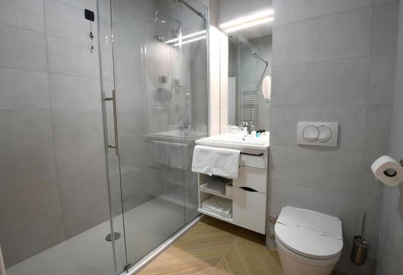 침실1개 아파트 발코니 바다 전망, Aparthotel Milenij