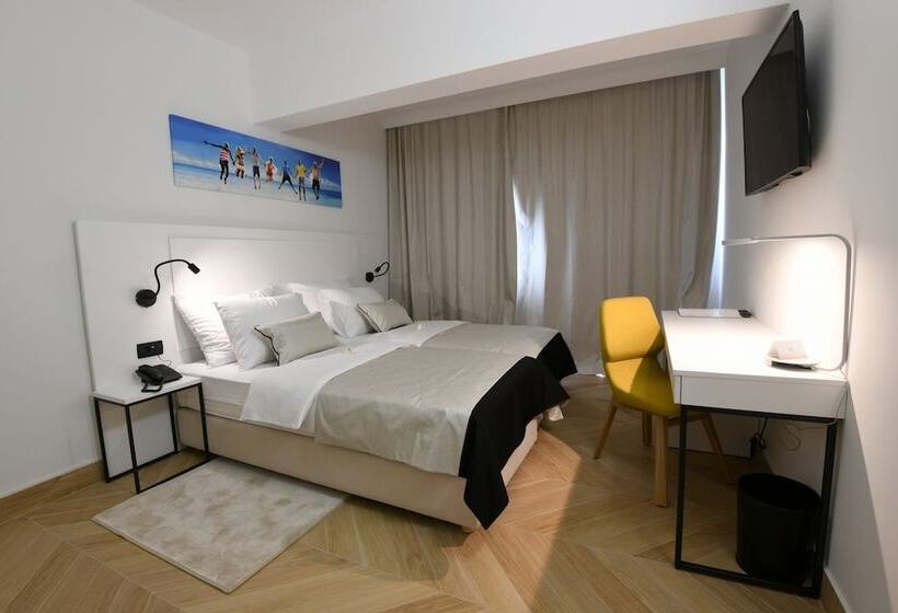 침실1개 아파트 발코니 바다 전망, Aparthotel Milenij