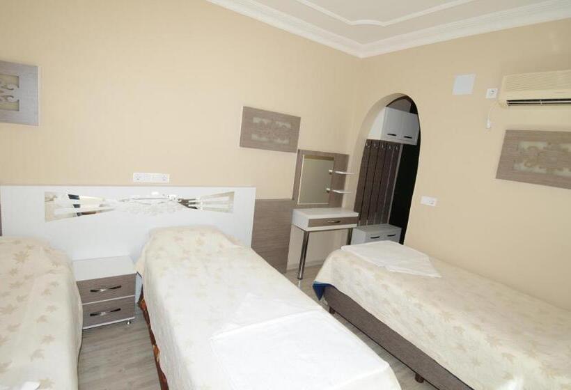 اتاق استاندارد سه نفره, Bellamaritimo
