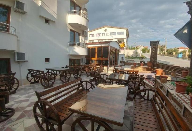 تختخواب در اتاق مشترک, Bellamaritimo