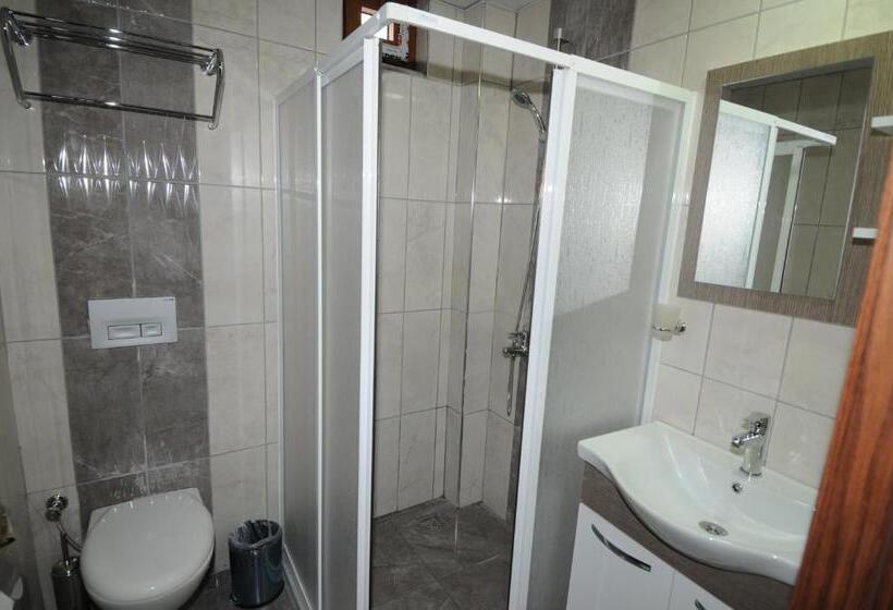 اتاق استاندارد سه نفره, Bellamaritimo