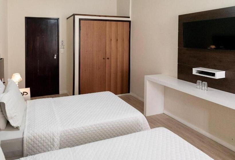 高级大房间, Fabris