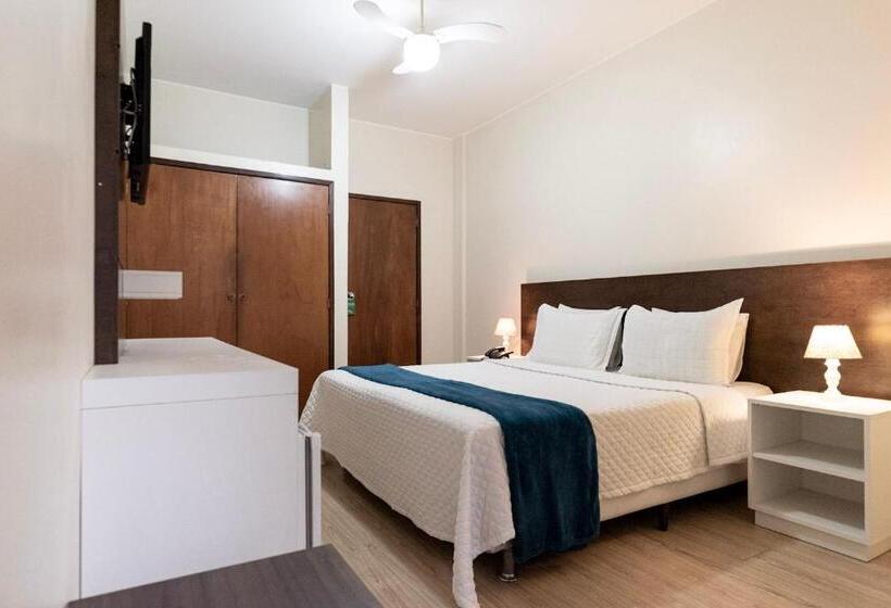 高级大房间, Fabris