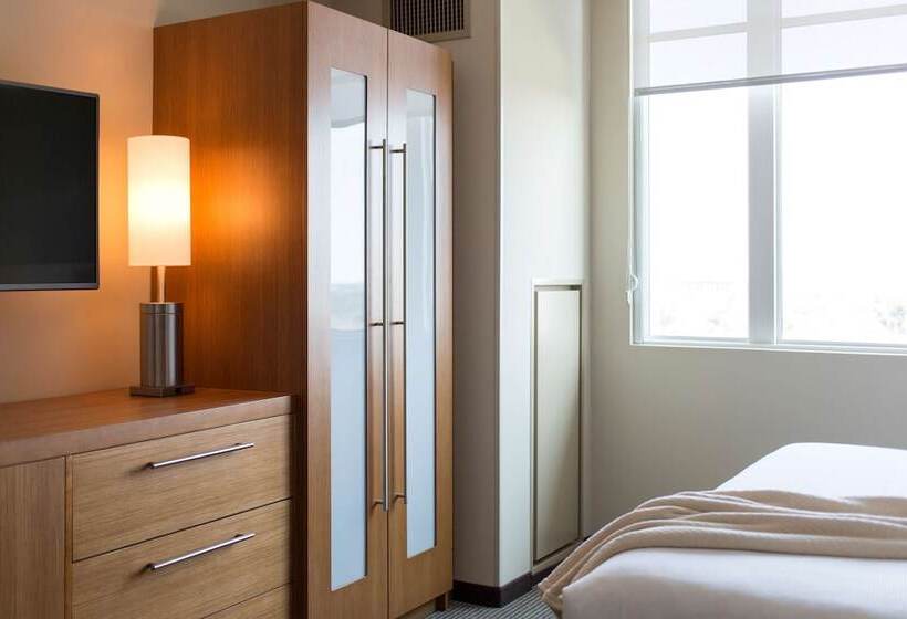 Номер Стандарт Адаптированный для Инвалидов, Hyatt Place Charleston Historic District