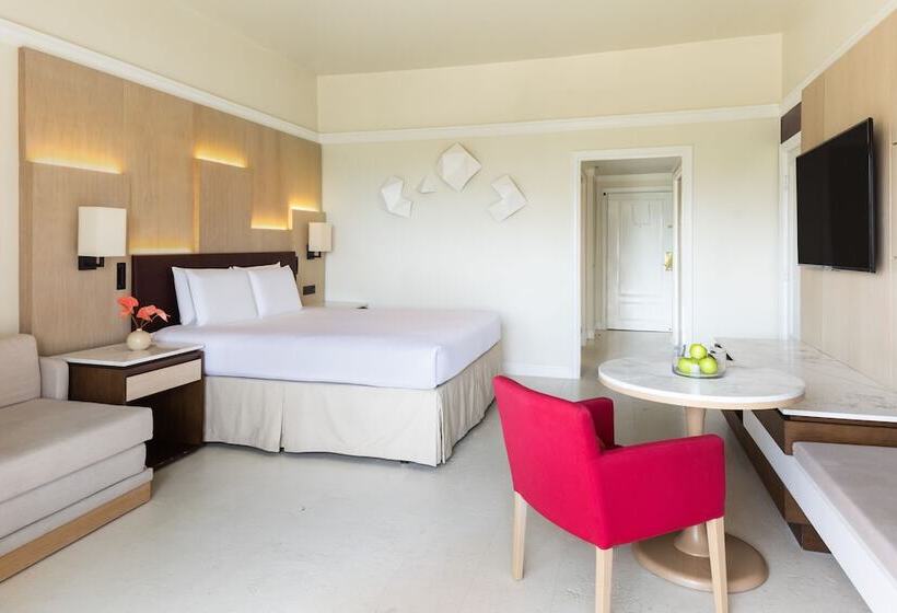 Club Room King Bed, Hyatt Ziva Rose Hall All Inclusive