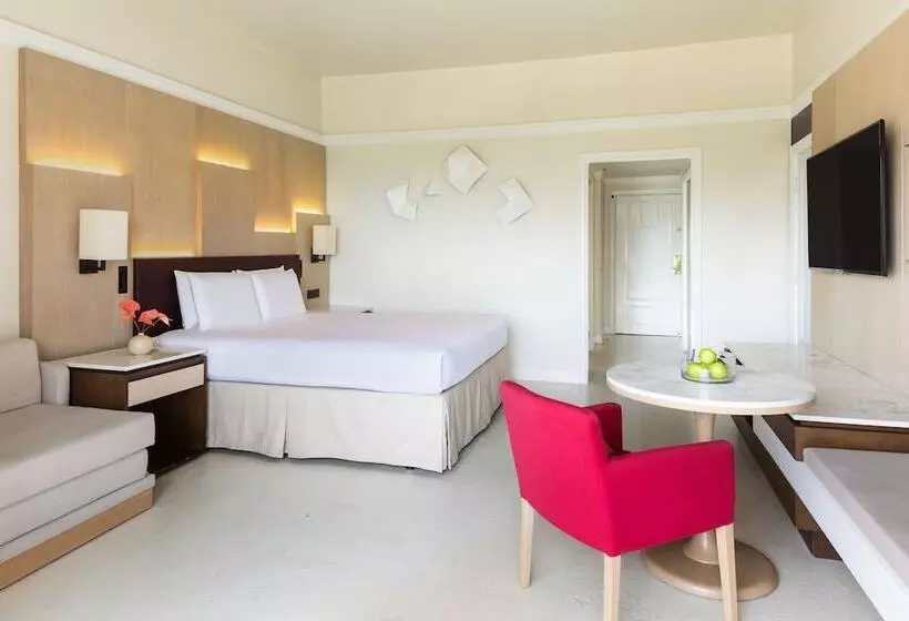 Club Room King Bed, Hyatt Ziva Rose Hall All Inclusive