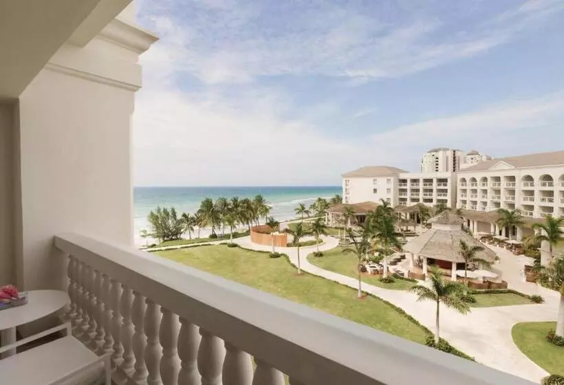 اتاق استاندارد با چشم‌انداز دریا, Hyatt Ziva Rose Hall All Inclusive