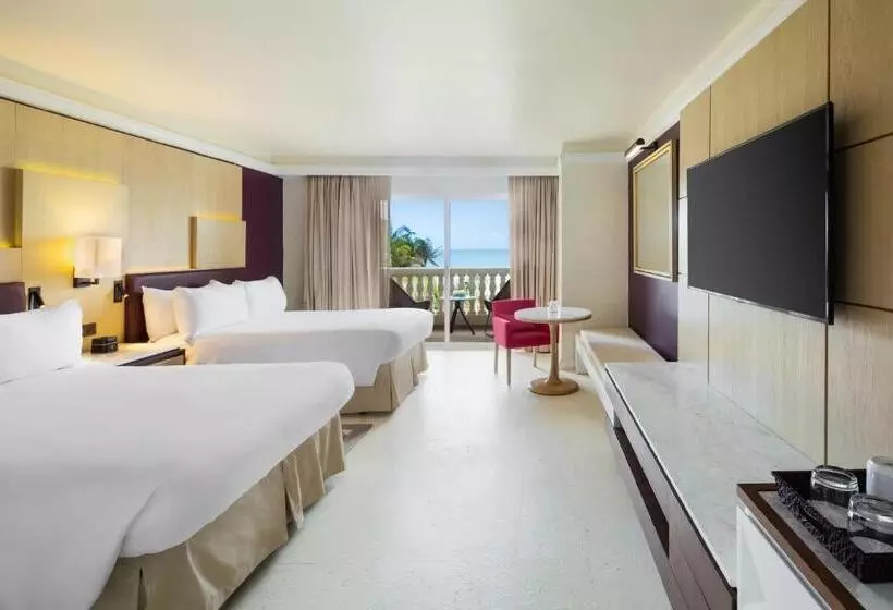 اتاق کلاب, Hyatt Ziva Rose Hall All Inclusive