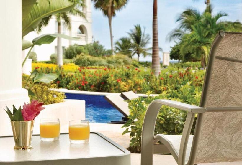 Standard swim-up room, Hyatt Ziva Rose Hall All Inclusive