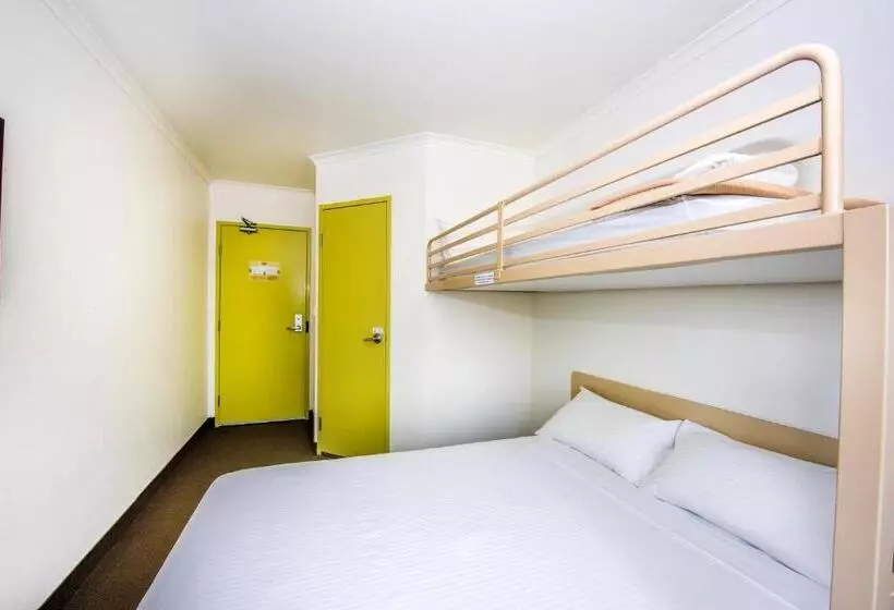 اتاق استاندارد با تخت‌های تاشو, Ibis Budget Coffs Harbour