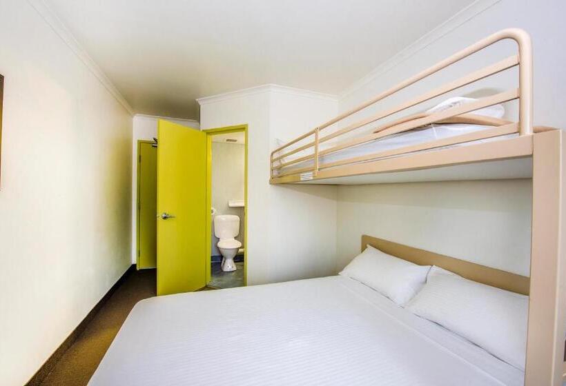 Номер Стандарт с Койками, Ibis Budget Coffs Harbour