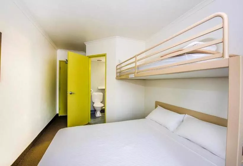 اتاق استاندارد با تخت‌های تاشو, Ibis Budget Coffs Harbour
