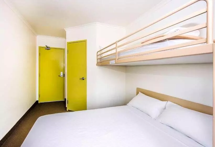 اتاق استاندارد با تخت‌های تاشو, Ibis Budget Coffs Harbour