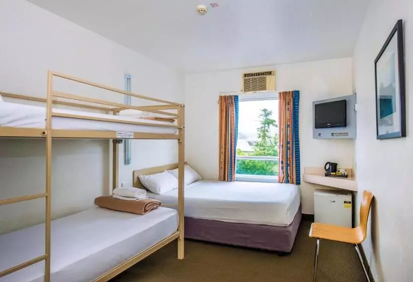 اتاق استاندارد چهار تخته, Ibis Budget Coffs Harbour