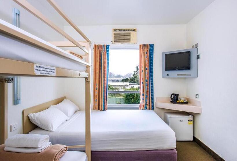 Четырехместный Номер Стандарт, Ibis Budget Coffs Harbour