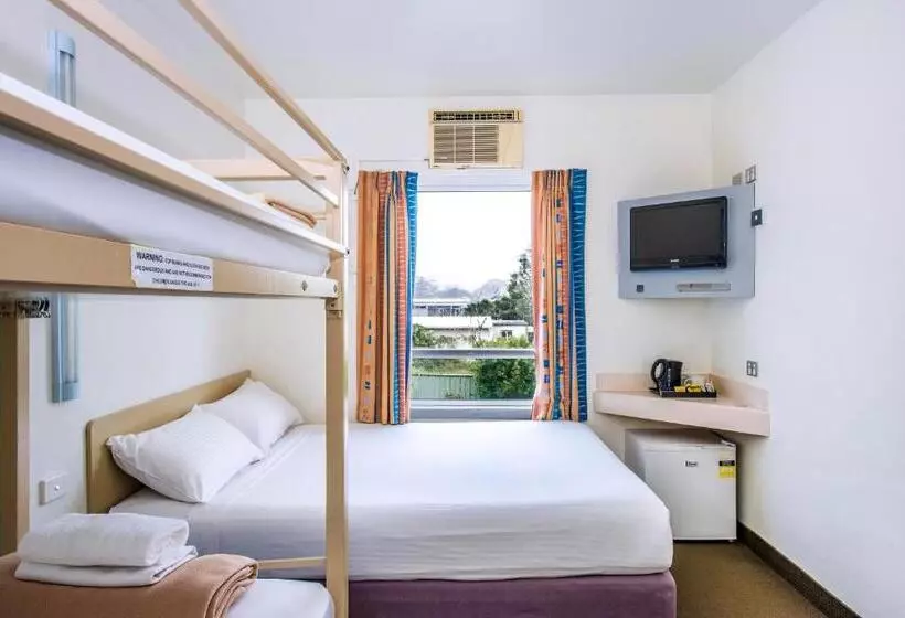 اتاق استاندارد چهار تخته, Ibis Budget Coffs Harbour