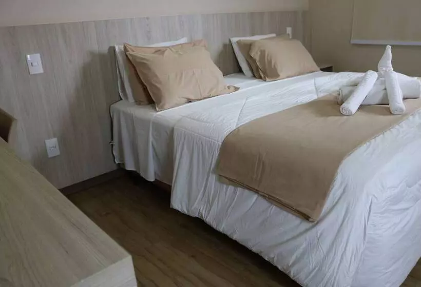 4 Bett Standardzimmer, Jaguar