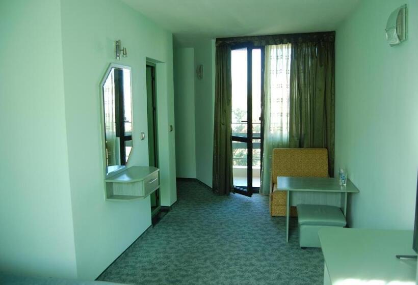 غرفة ديلوكس, Korona