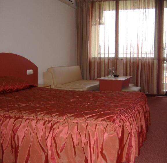 غرفة ديلوكس, Korona