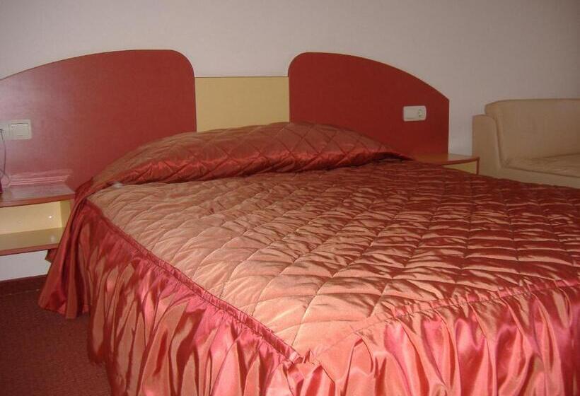 غرفة ديلوكس, Korona