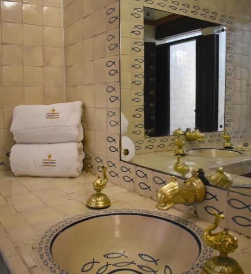 デラックスルーム, La Joyita Cuernavaca