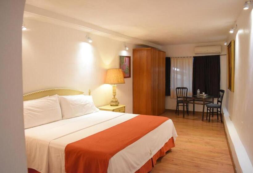 اتاق لوکس با تخت بزرگ, La Joyita Cuernavaca