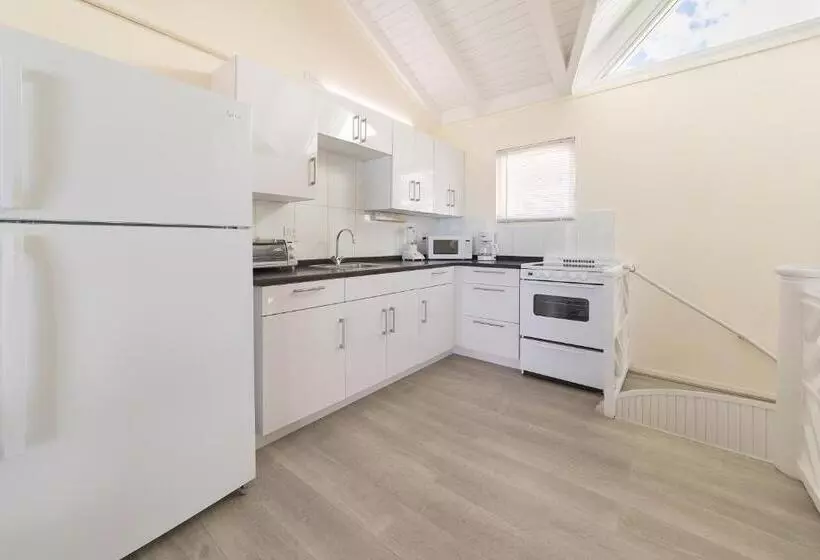 1 Bedroom Penthouse Apartment, La Vista Resort