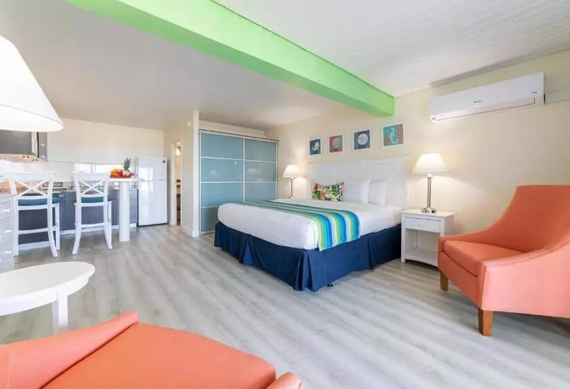 سوییت جونیور, La Vista Resort