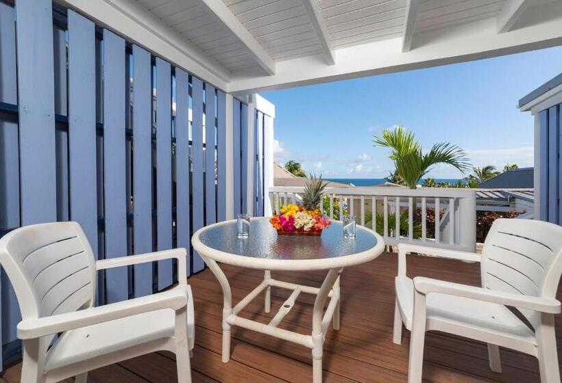 سوییت جونیور, La Vista Resort