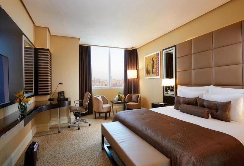 Club Room King Bed, Millennium Hotel & Convention Centre Kuwait