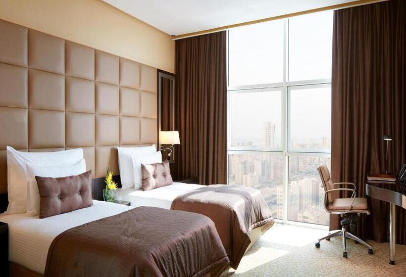 اتاق کلاب, Millennium Hotel & Convention Centre Kuwait