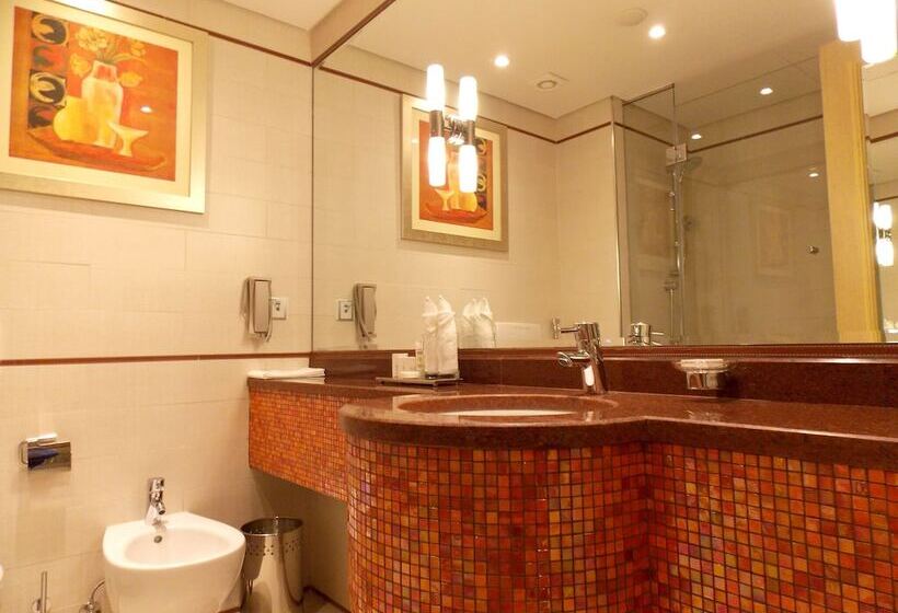 سوئیت کلاب, Millennium Hotel & Convention Centre Kuwait