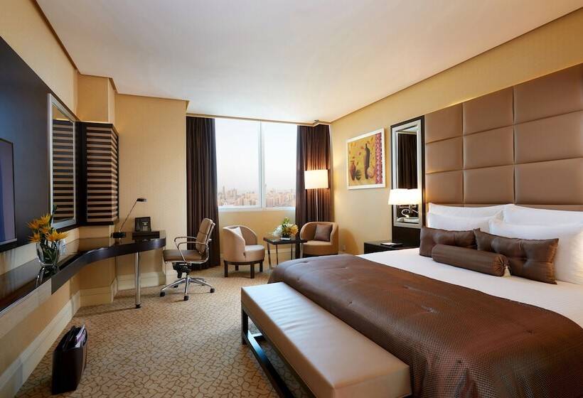 اتاق کلاب, Millennium Hotel & Convention Centre Kuwait