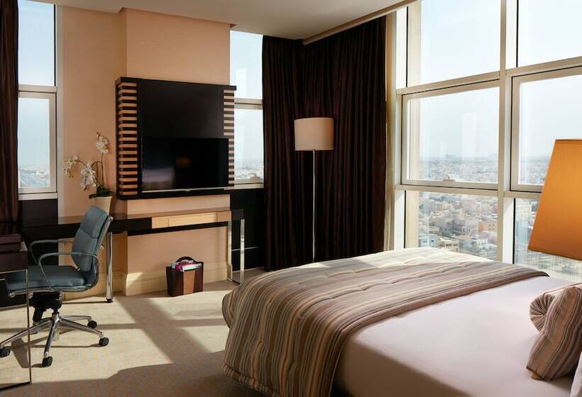 اتاق کلاب, Millennium Hotel & Convention Centre Kuwait