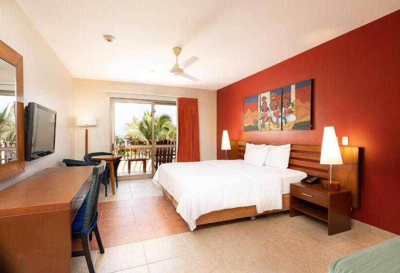 اتاق استاندارد با چشم‌انداز دریا, Royal Decameron Punta Sal   All Inclusive