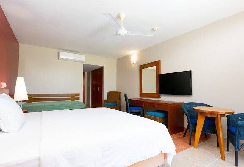 اتاق استاندارد با چشم‌انداز دریا, Royal Decameron Punta Sal   All Inclusive