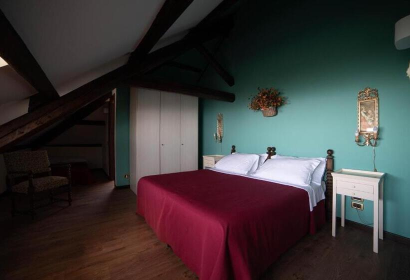 スタンダード4人部屋, Villa Dorata