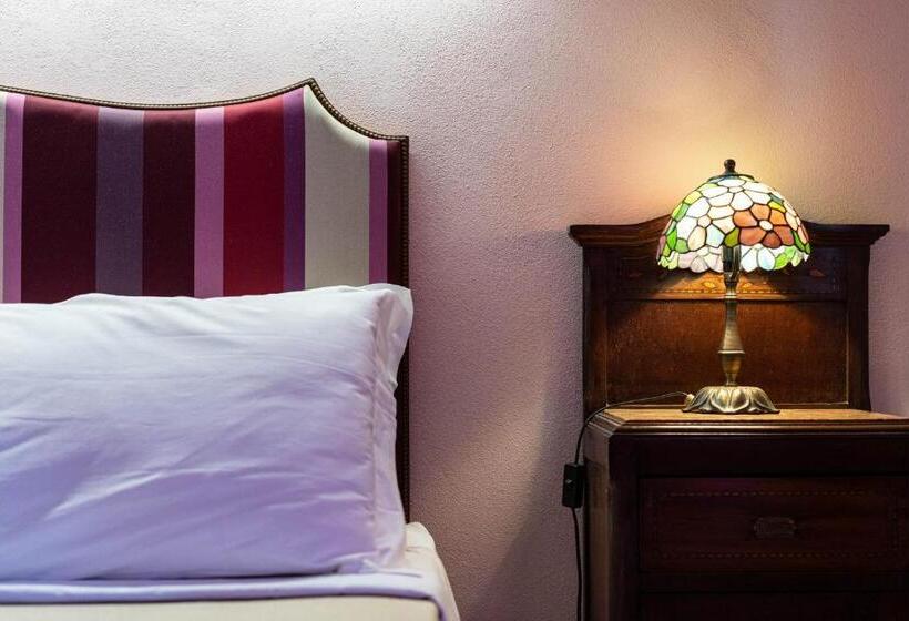 スーペリアトリプルルーム, Villa Dorata