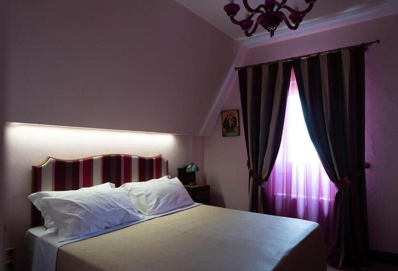 スーペリアトリプルルーム, Villa Dorata