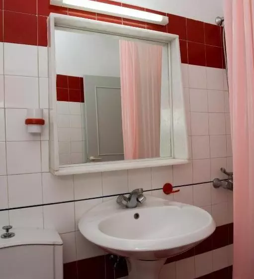 استودیو استاندارد با چشم‌انداز باغ, Kahlua Hotel Apartments