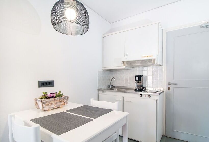 סטודיו סופריור, Kahlua Hotel Apartments