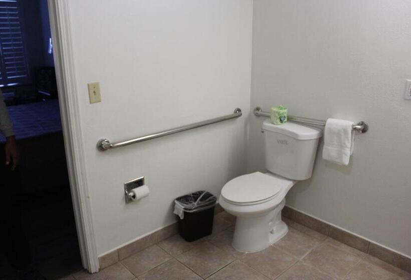 اتاق استاندارد با تخت بزرگ برای معلولان, Budget Inn Redwood City